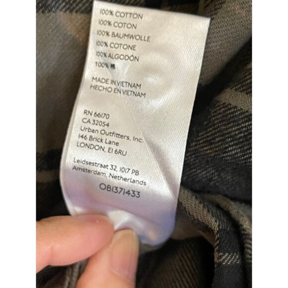 Urban Outfitters BDG Size Small Mens Flannel Button Up Shirt Gray Black NWT - Picture 6 of 9